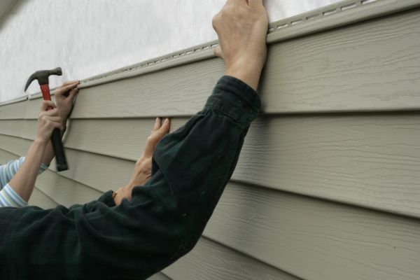 Cost of Insulated Siding Installation in Parker