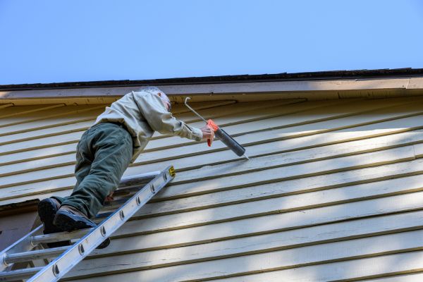 Cost of Vinyl Siding Caulk Repair in Parker
